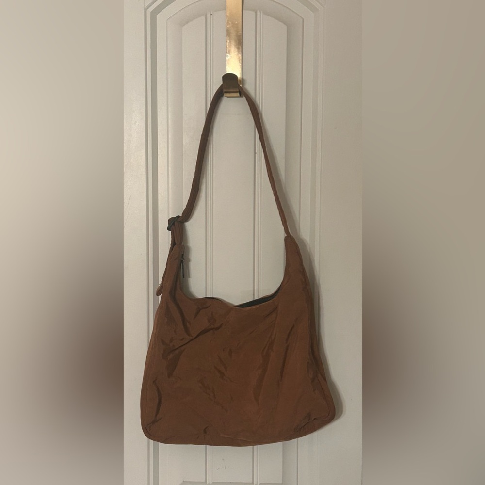 Brown shoulder bag